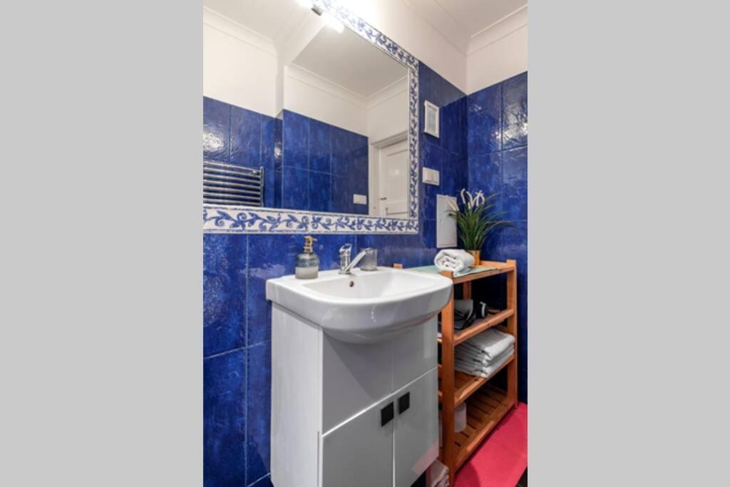 Blue Peace-apartment With Free Parking In Center For 1-6 People Apartment *