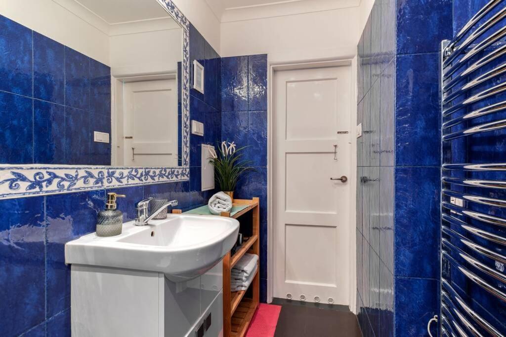 Blue Peace-apartment With Free Parking In Center For 1-6 People Krakau