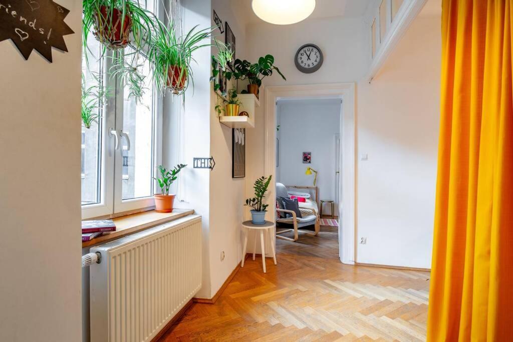 Apartment Blue Peace-apartment With Free Parking In Center For 1-6 People